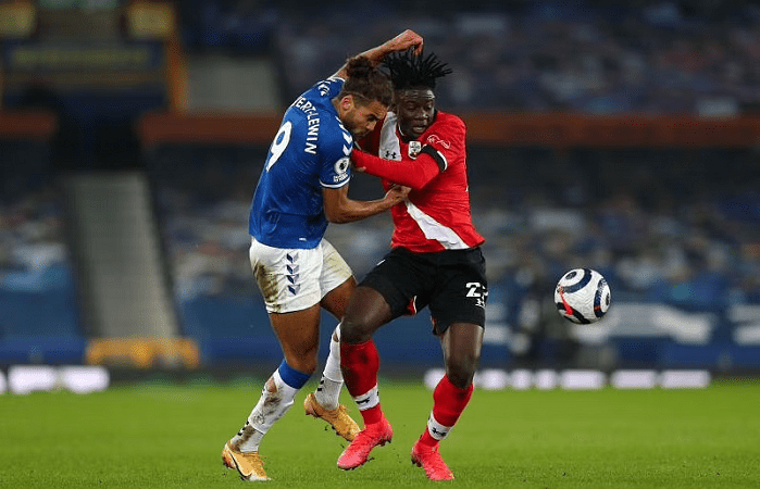 Everton duoc danh gia cao hon khi ra san cung Southampton